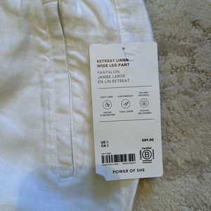 NWT athleta size 8 linen retreat white pants. Wide leg